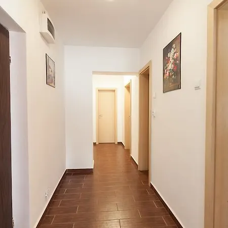 Apartment Next Cantemir *